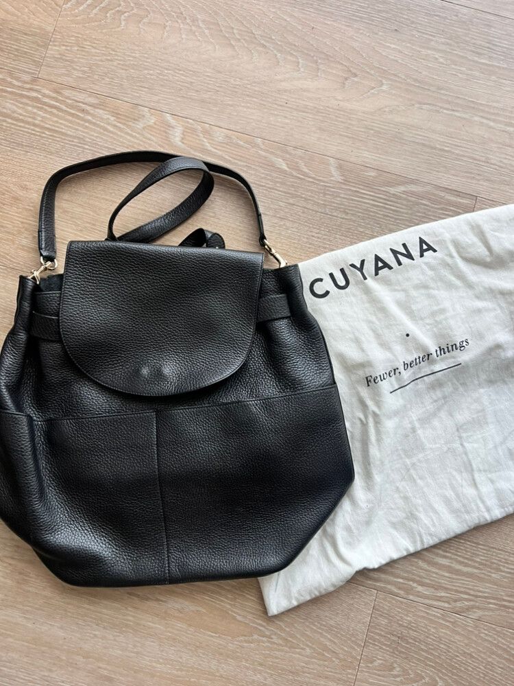 Cuyana Black Leather Bucket Bag
