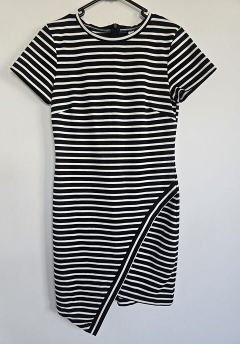 bec and bridge black and white striped dress Bec + Bridge Black & White Stripe Dress Cut Out Mid Illusion Slimming Mini Sz 6