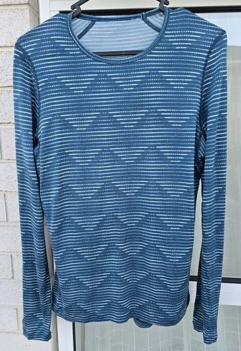 ICEBREAKER 100% Merino Wool Batwing Long Sleeve Top