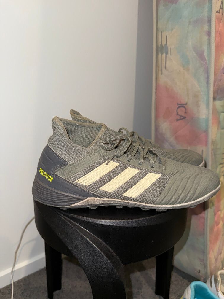 Adidas Predator Boots 11US