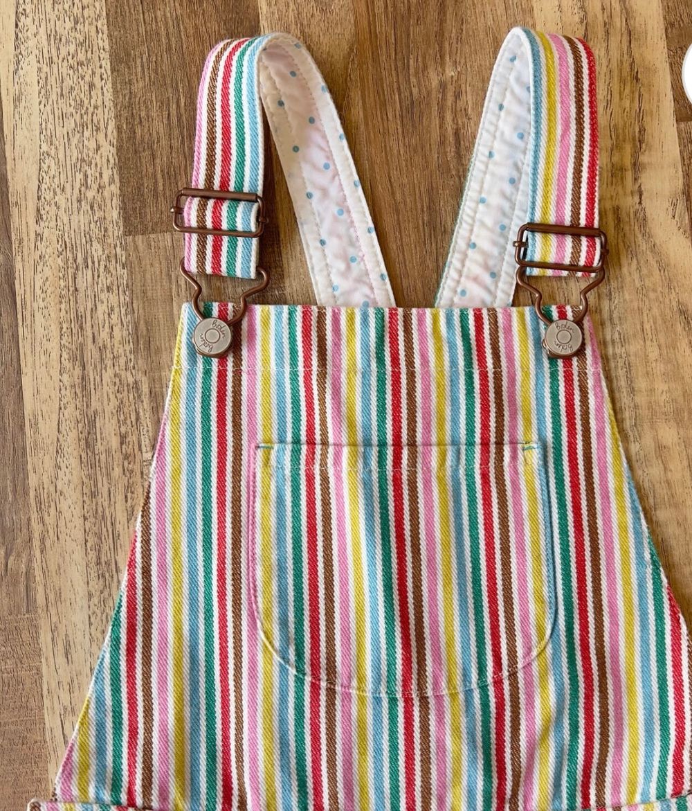 Rainbow striped overall age 8-9 134 cm