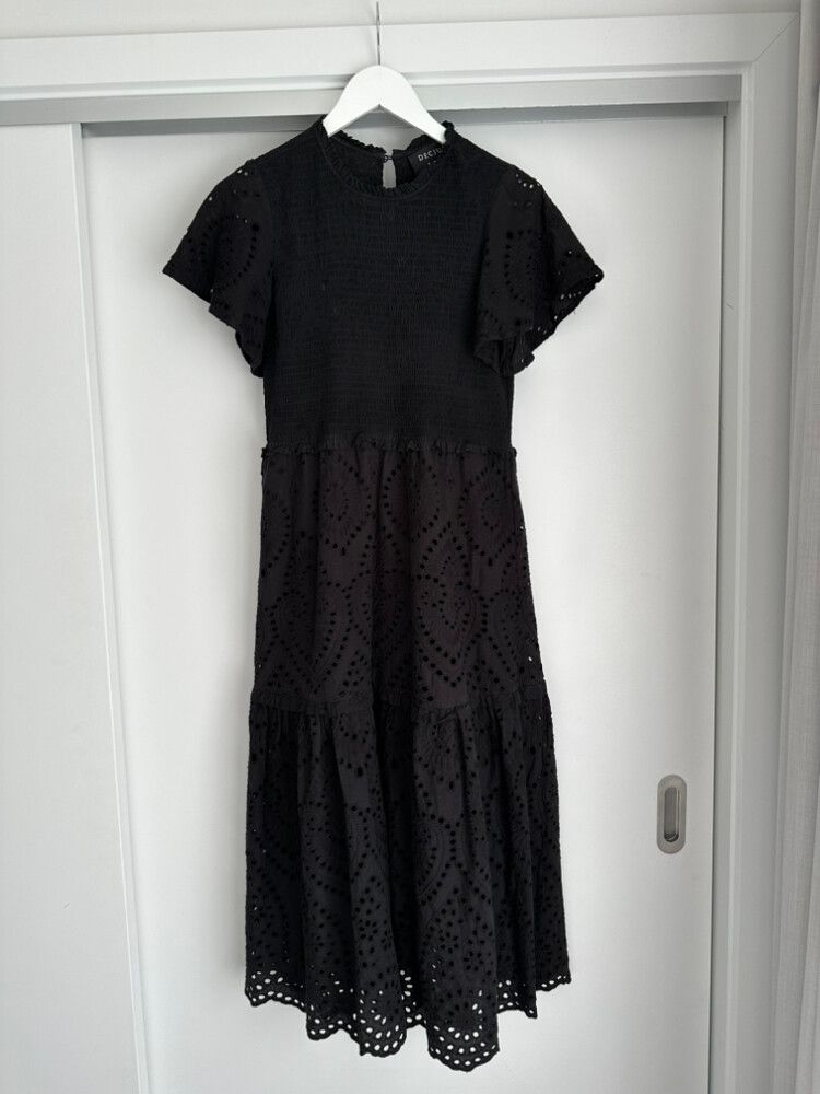 chinese dress ladies DECJUBA Claudia Broderie Midi Dress / Size 6 / New without tags / RRP $0.00   Authentified