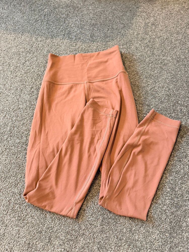 Lululemon Pink Leggings