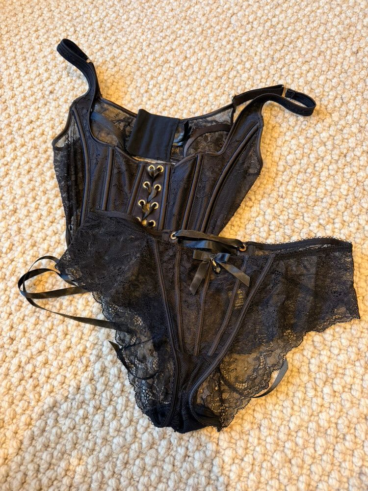 Honey Birdette Black Lace Lingerie Set Rebecca