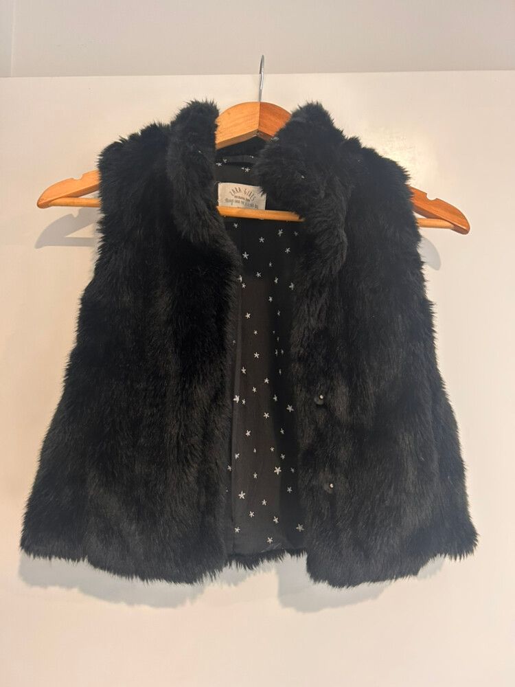 Fluffy Zara vest