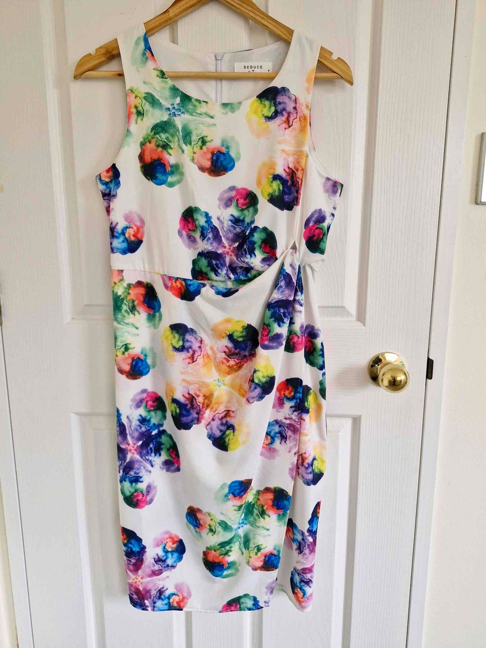 Seduce White Floral Print Midi Dress