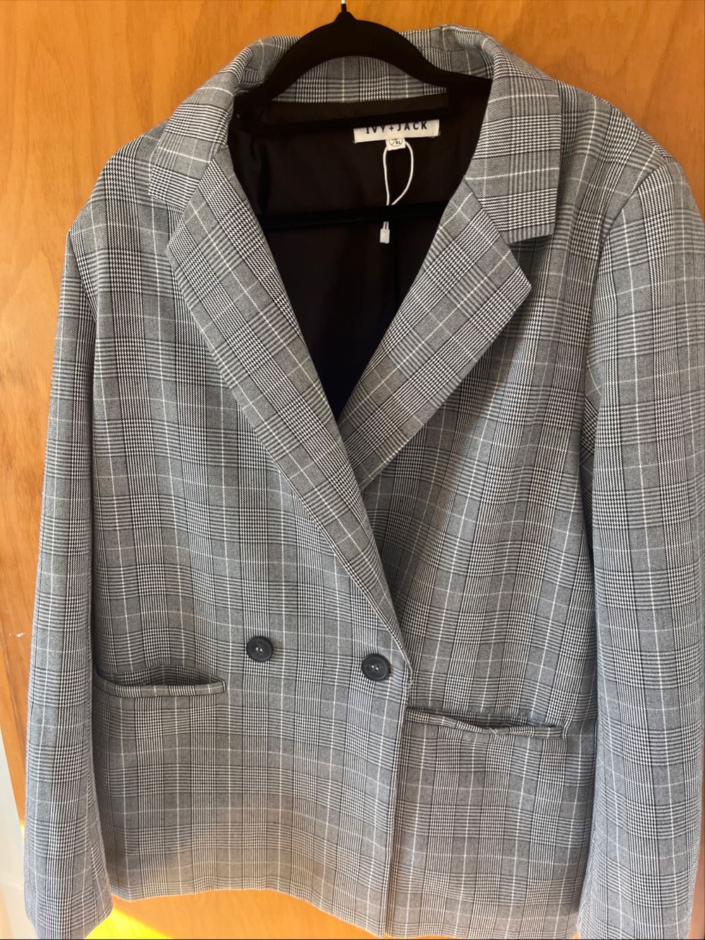 Ivy + Jack Grey Plaid Blazer