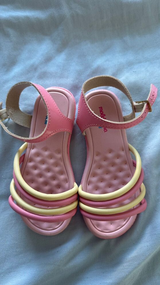 Molekinha Pink & Yellow Sandals – Size EU 27 (Brand New)