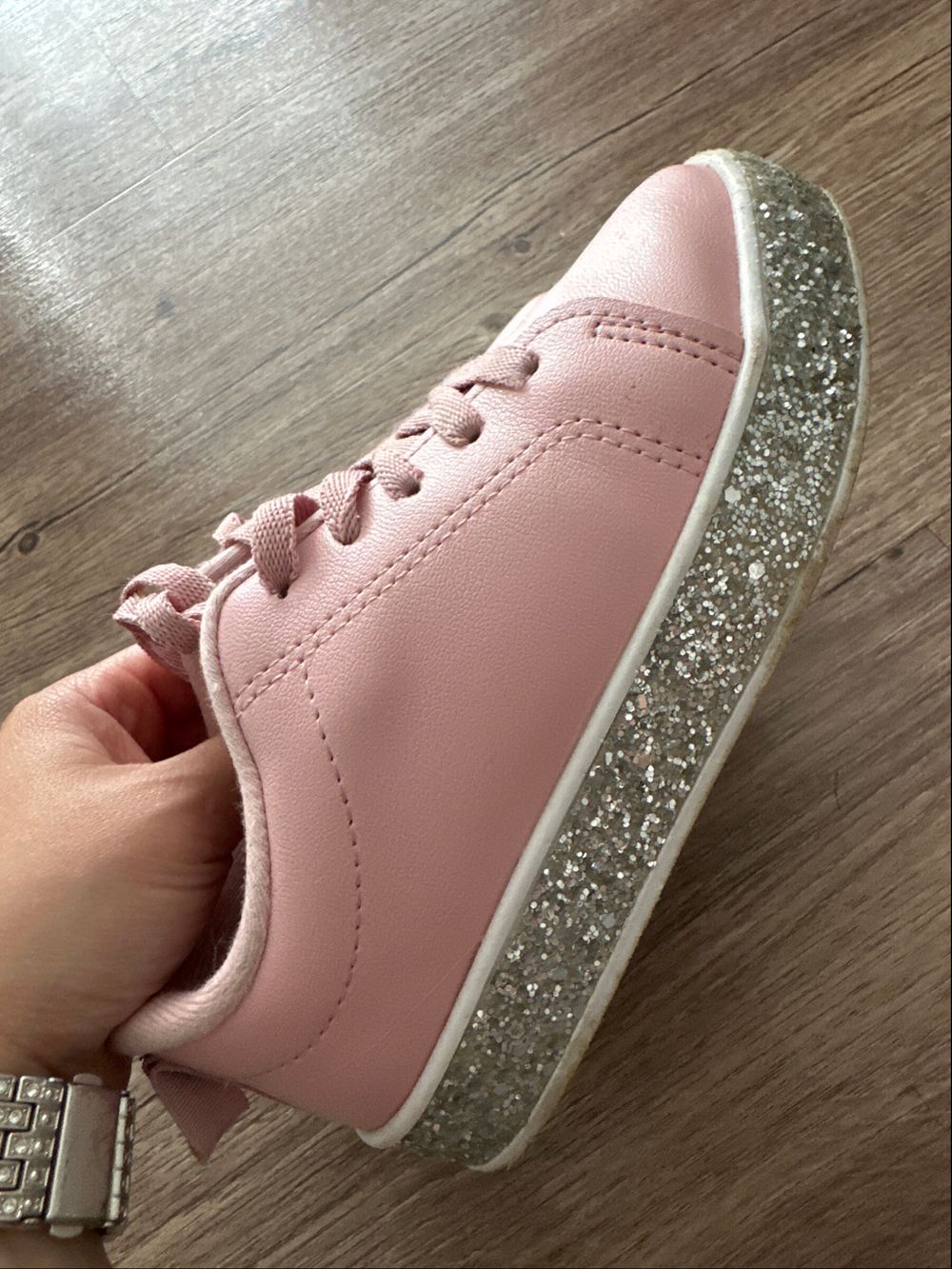 Molekinha Pink Sneakers Kids – Size 27