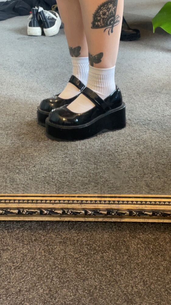 demonia dollie platforms