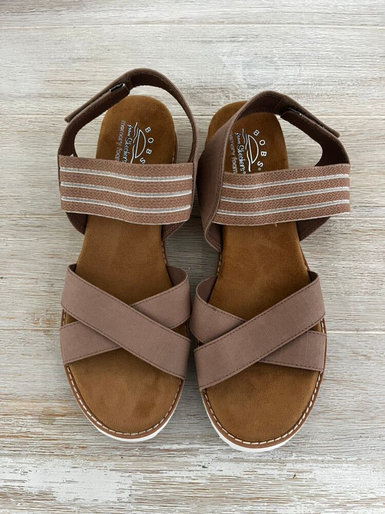 NEW Sketchers Bobs Brown Sandals