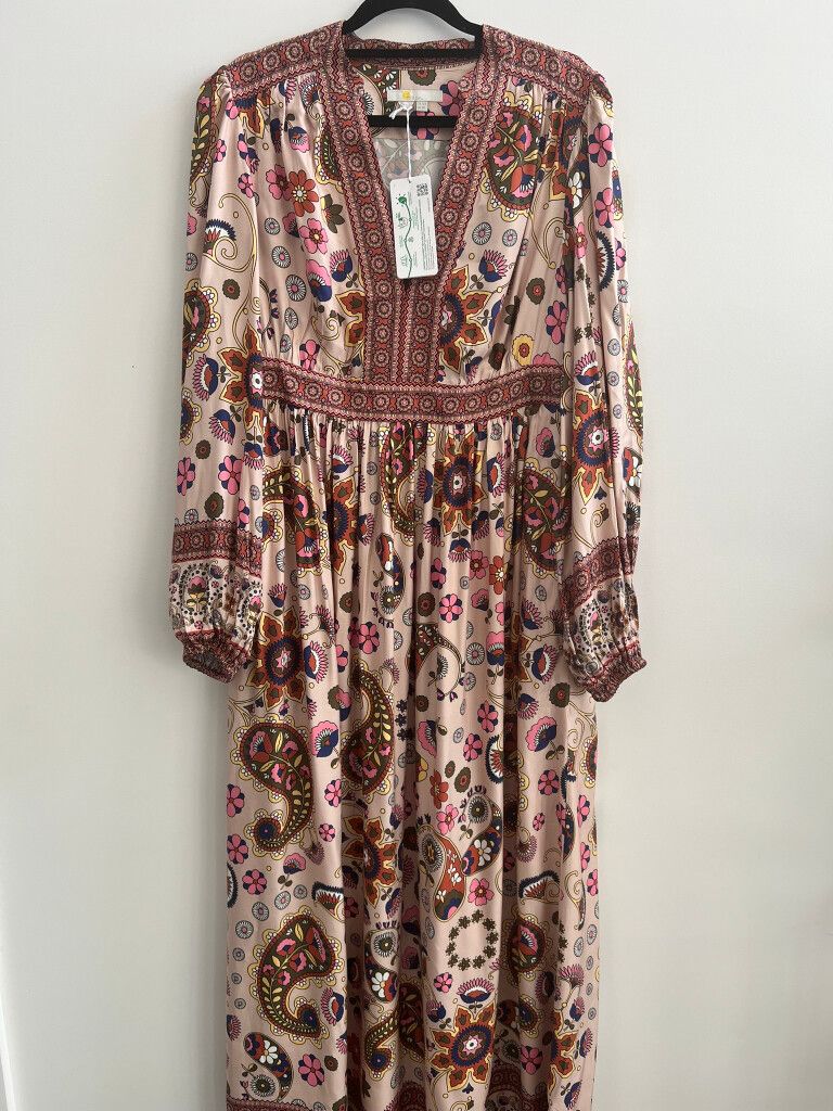 Boden - Boden Pink Floral Maxi Dress new with tags on Designer Wardrobe