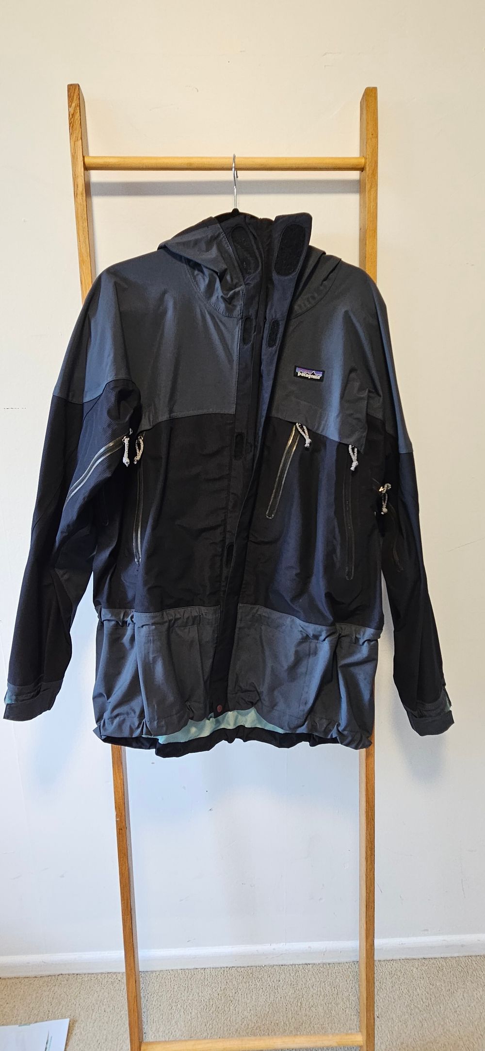 Patagonia Goretex Hooded jacket