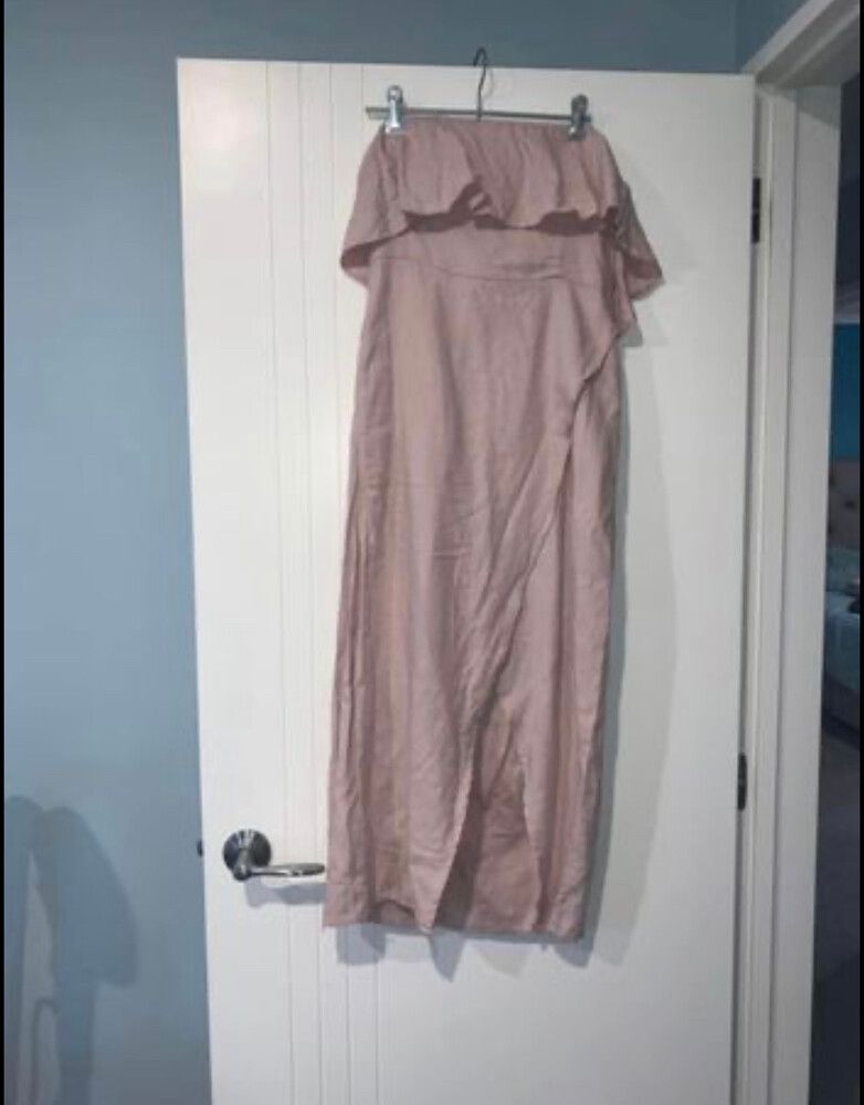 hello Molly Strapless Dress
