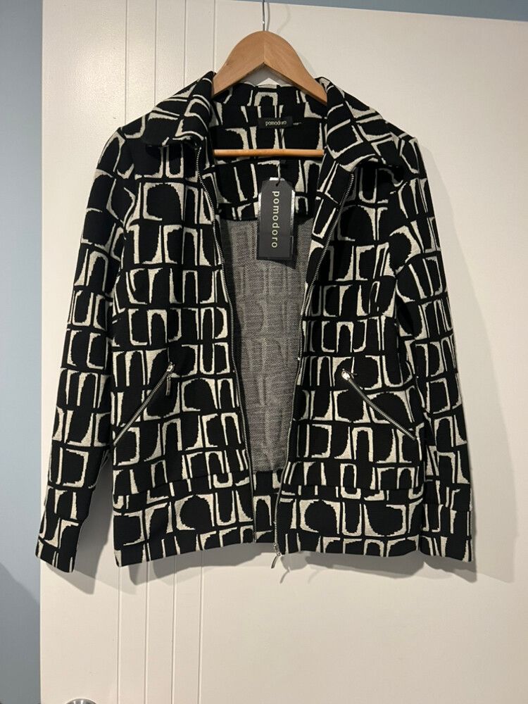 Geo Pattern BNWT jacket