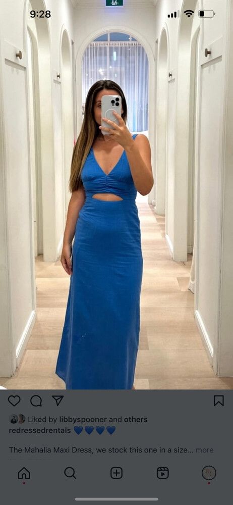 Billy J Boutique - Blue Linen Dress on Designer Wardrobe