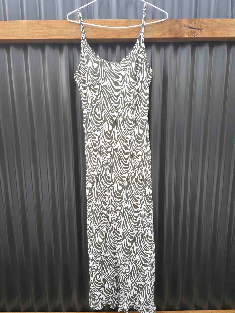gone with the wind green and white dress MME. 