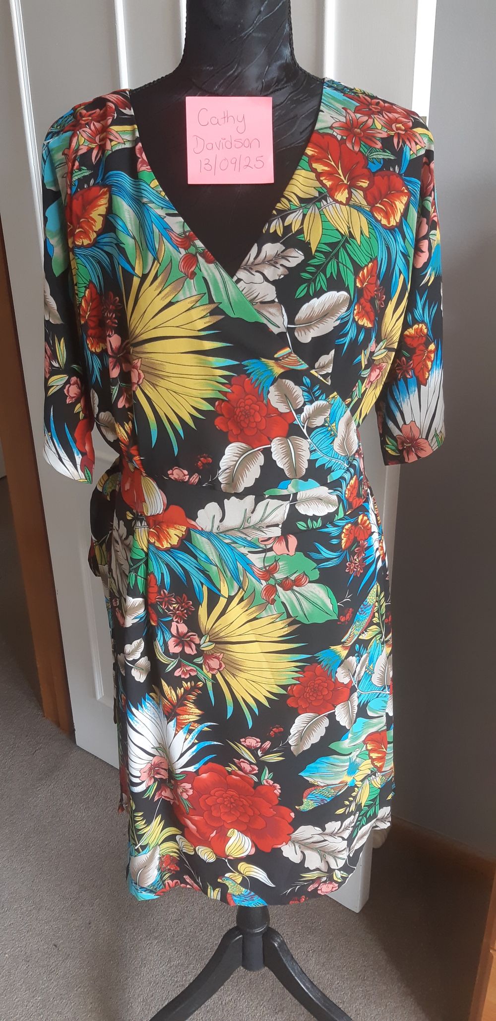 IVY BLU - Ivyblu Floral Midi Dress Size 8 on Designer Wardrobe