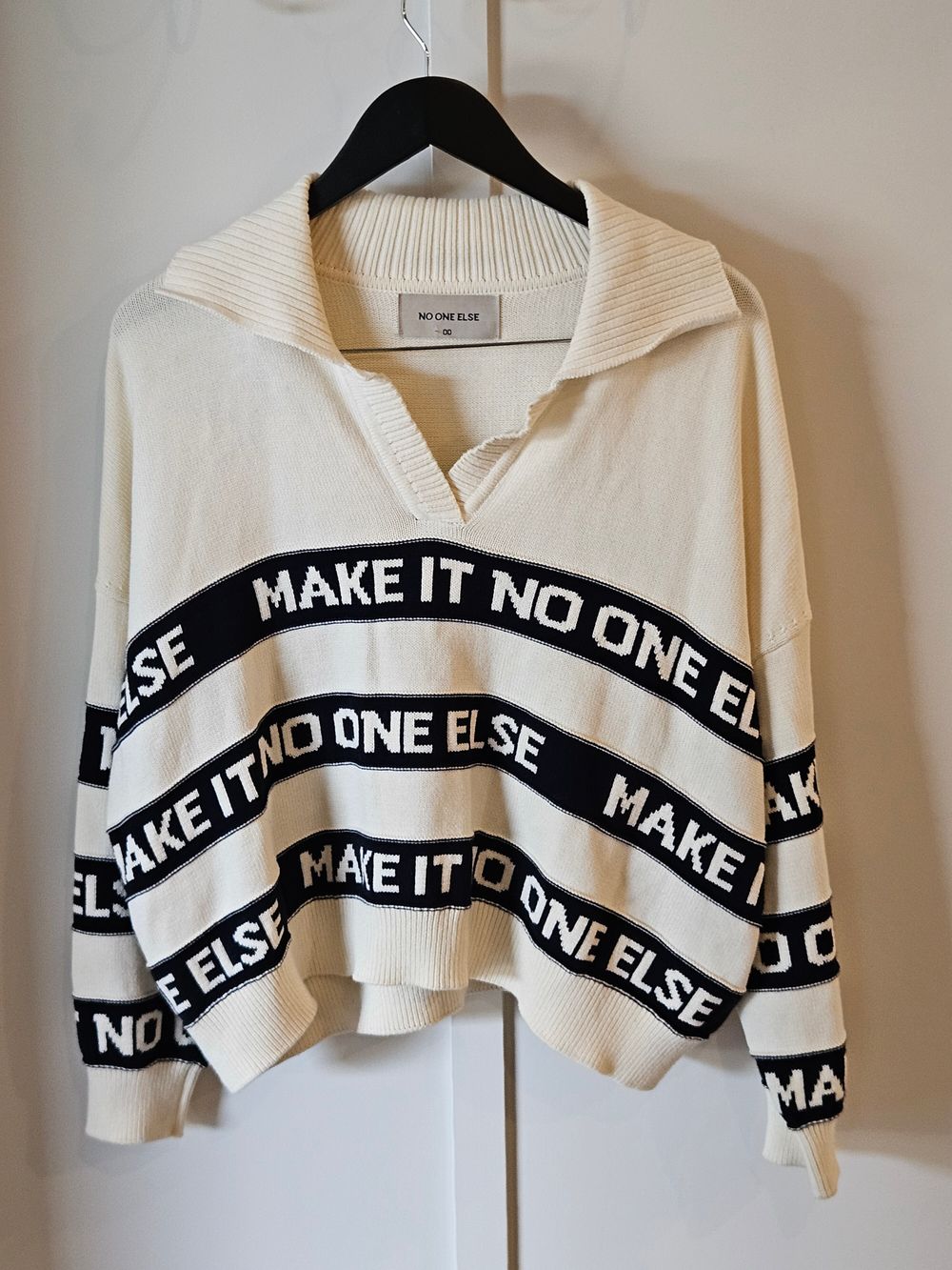 NO ONE ELSE Graphic Knit Jumper – Size 00 – New Without Tags