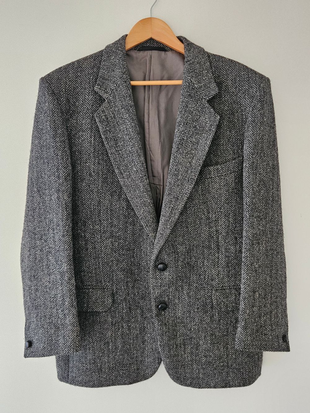 Rembrandt Harris Tweed 100% Wool Blazer/Jacket – Grey Herringbone