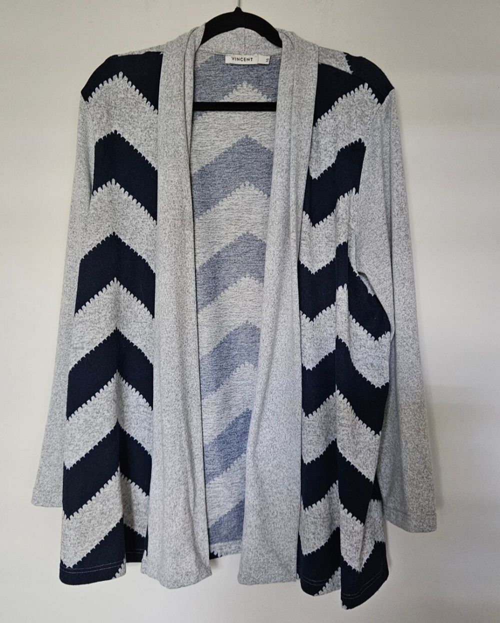 Vincent Cardigan – Size 16 – Grey & Navy Chevron – Soft Knit Open Front