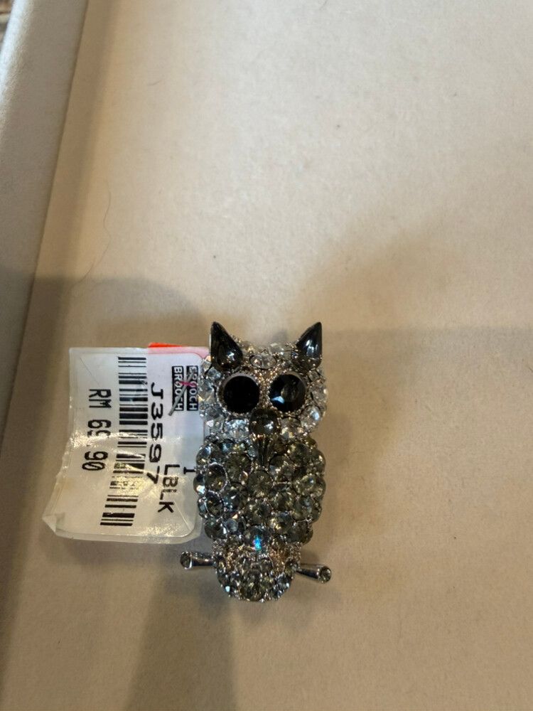 Swarovski Crystal Owl Brooch – Silver Tone (With Original Tag)
