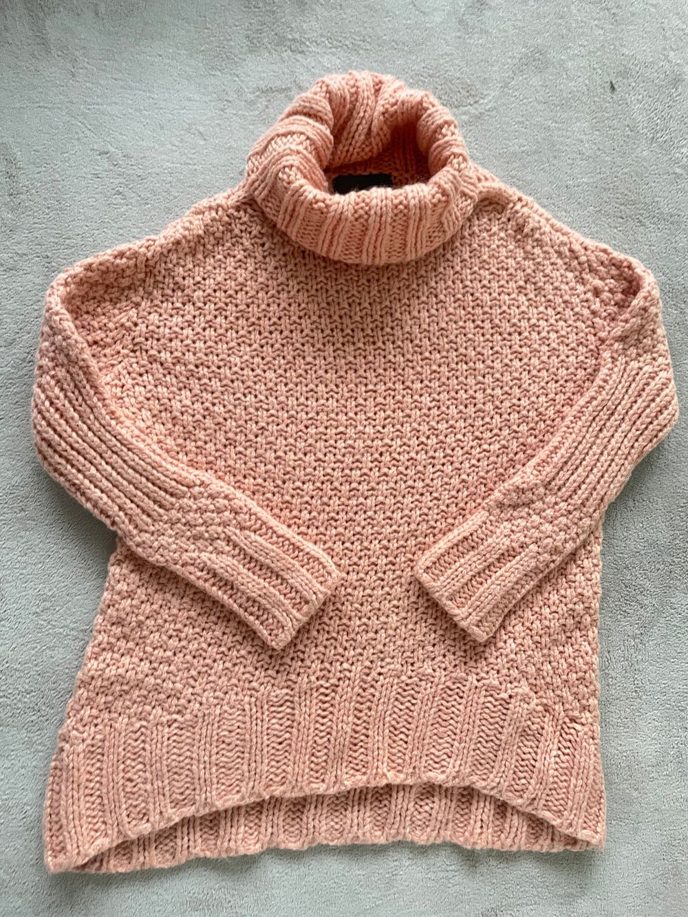 Mohair Chunky Knit Peach Turtleneck