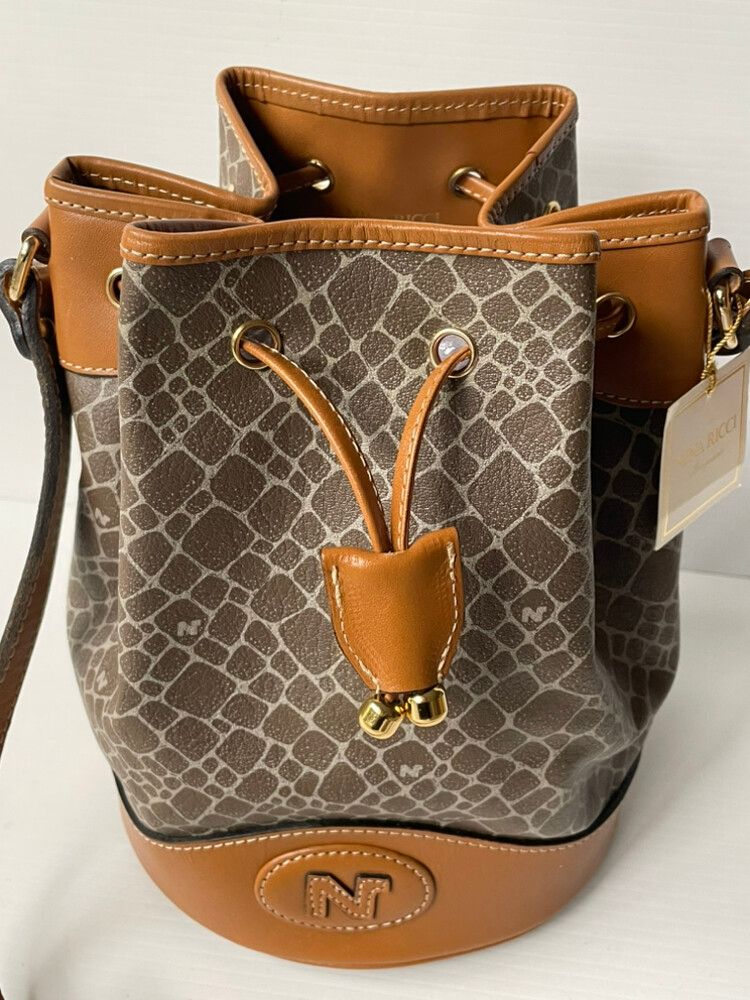 Nina Ricci - Authentic Nina Ricci Shoulder Bag on Designer 