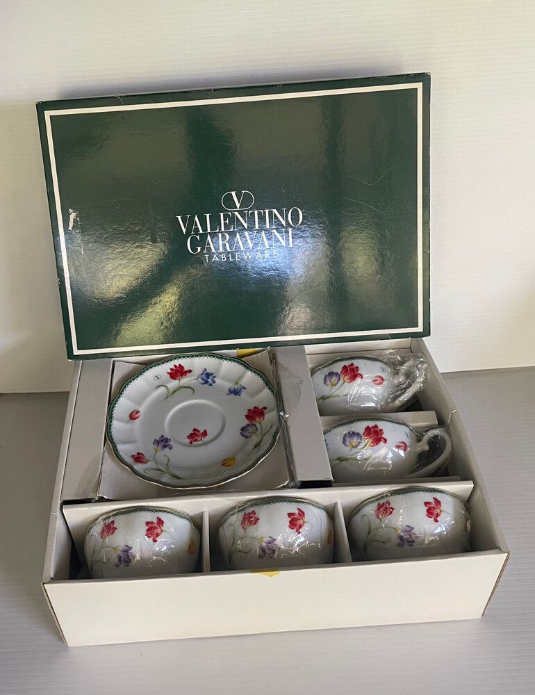 Valentino Garavani  Cups and Saucers