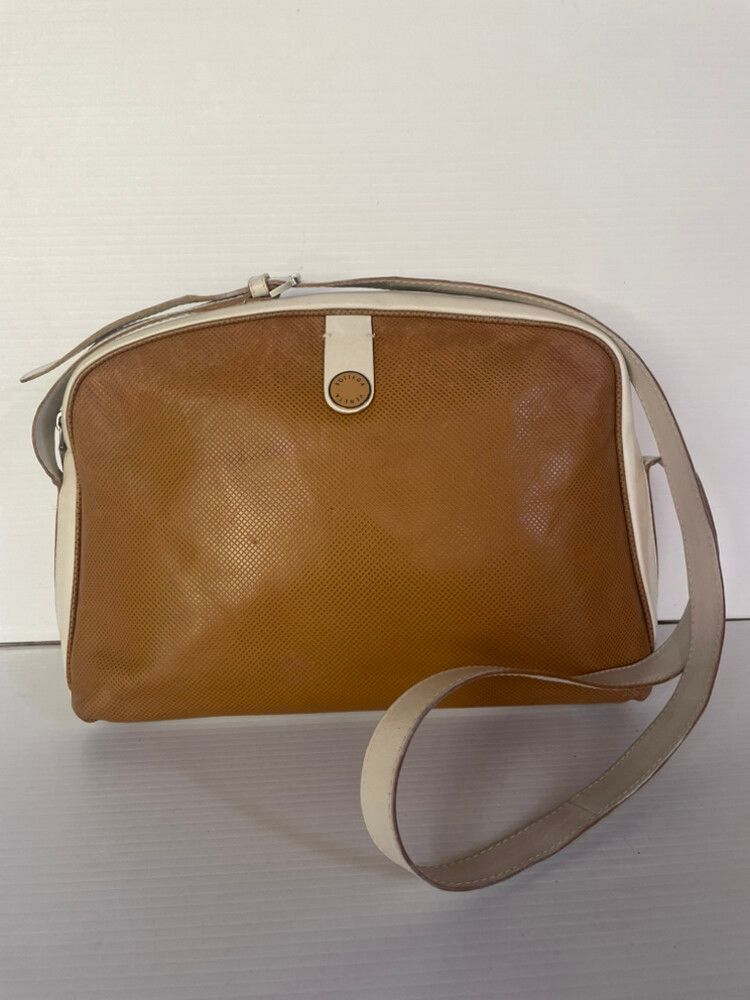 Authentic Bottega Veneta Shoulder Bag