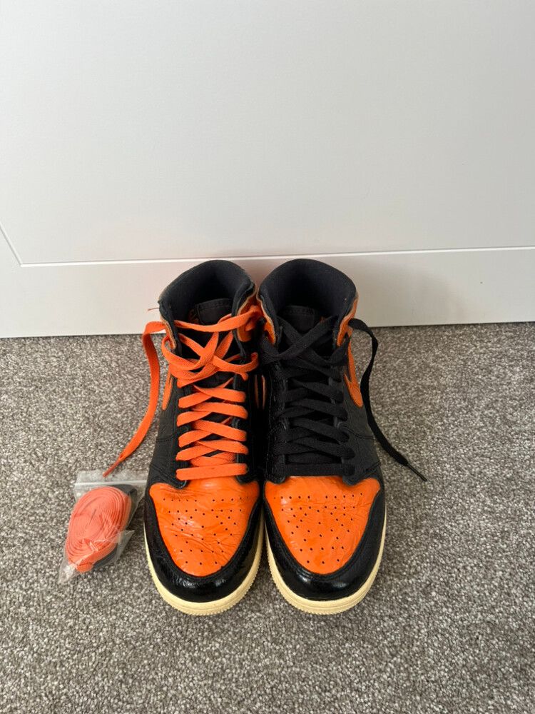 Air Jordan 1 - Shattered Backboard 3.0