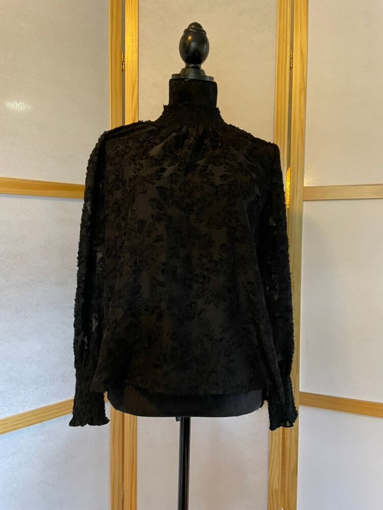 Decjuba Black Lace Blouse