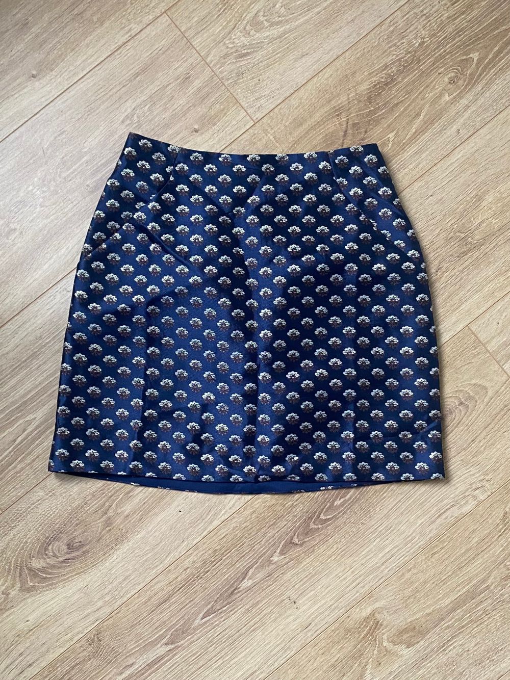 Brand new jacquard a line mini skirt
