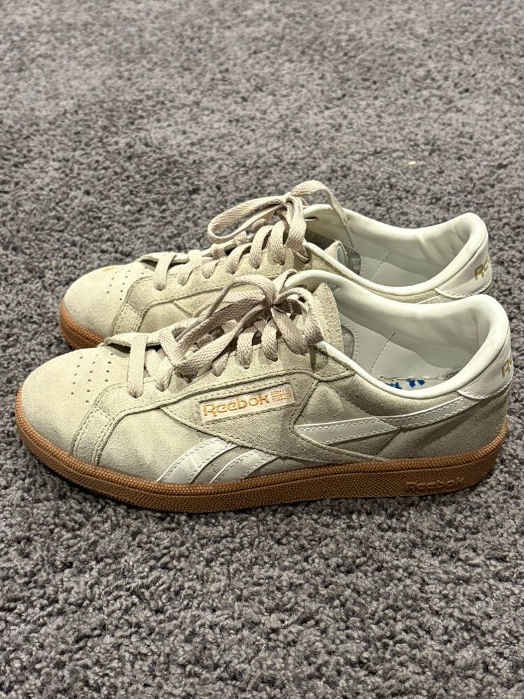 Reebok Sneakers