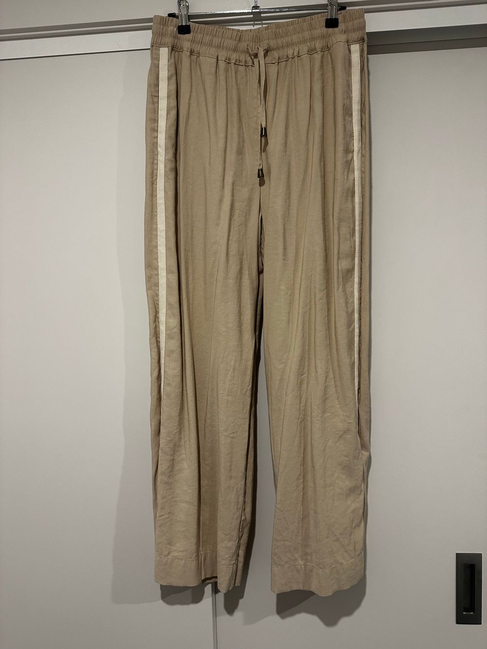 Stories Be Told Beige Pants