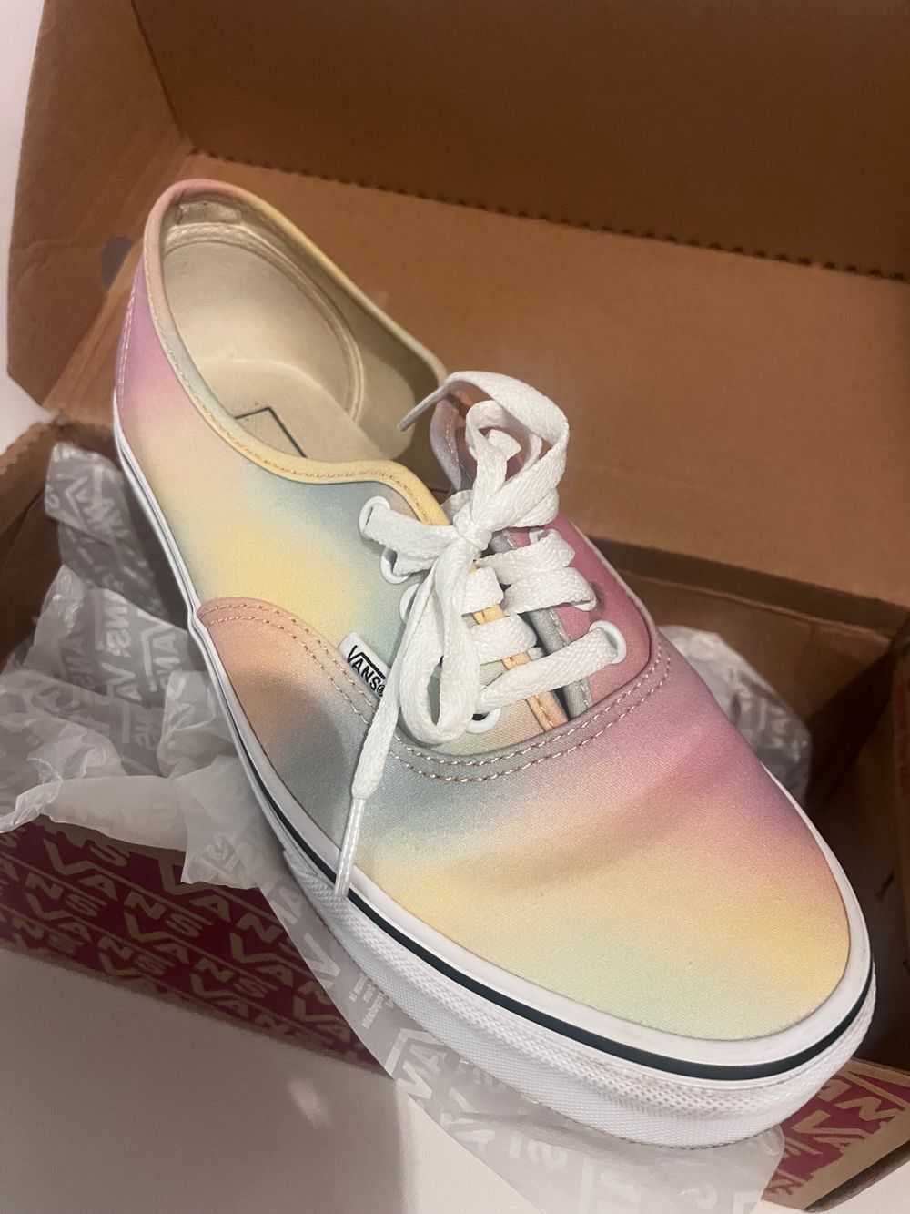 Vans Authentic- Aura Shift