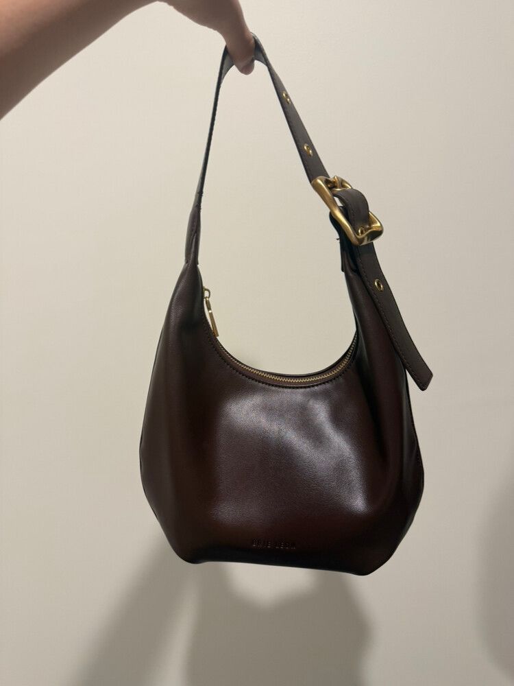Brie Leon croissant bag