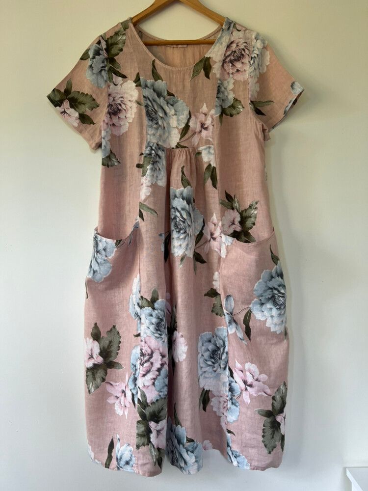 Italian province - Floral Print Italian Linen Dress (midi) on Designer  Wardrobe