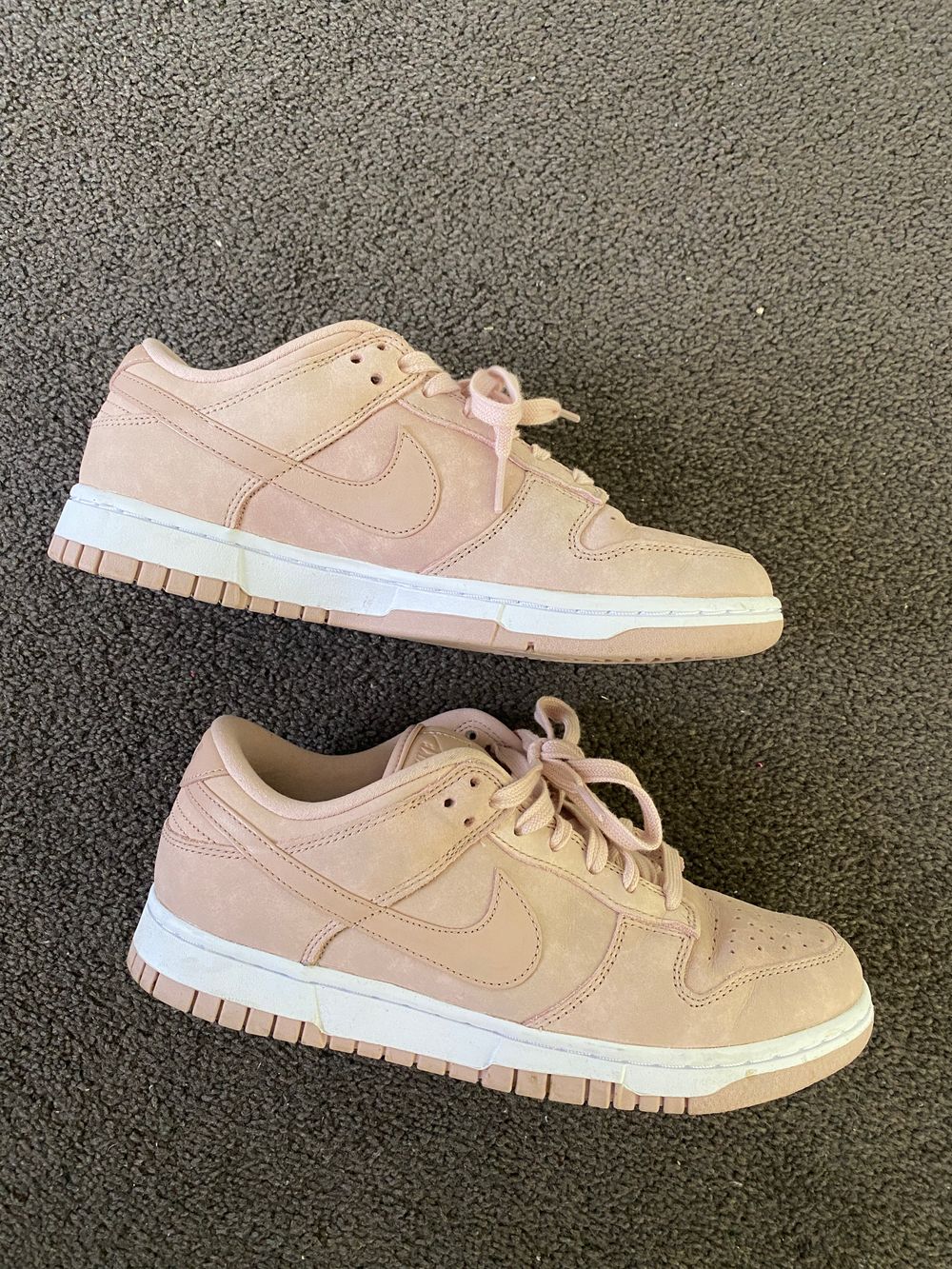 Nike Dunk Low - Suede Pink Oxford