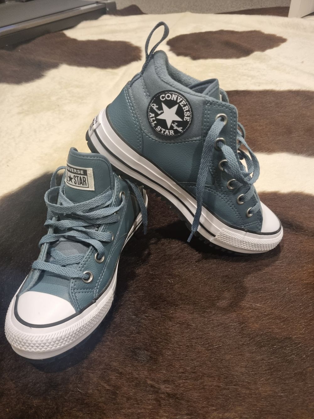 Converse AS NEW