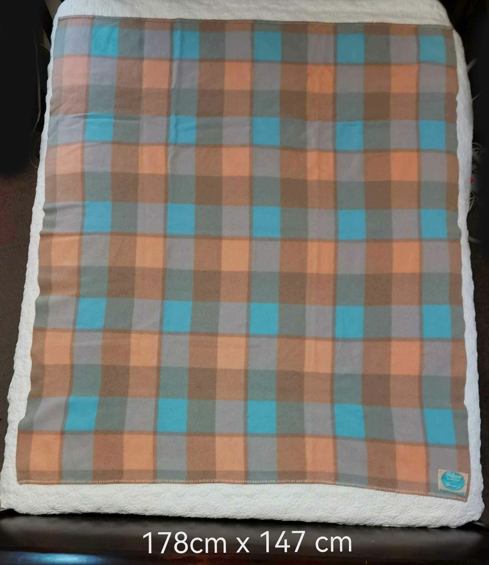 Vintage Wool blanket Fleeso Wanganui