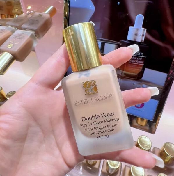 Estée Lauder Double Wear Stay-in-Place Foundation – 1W1 Bone 30ml