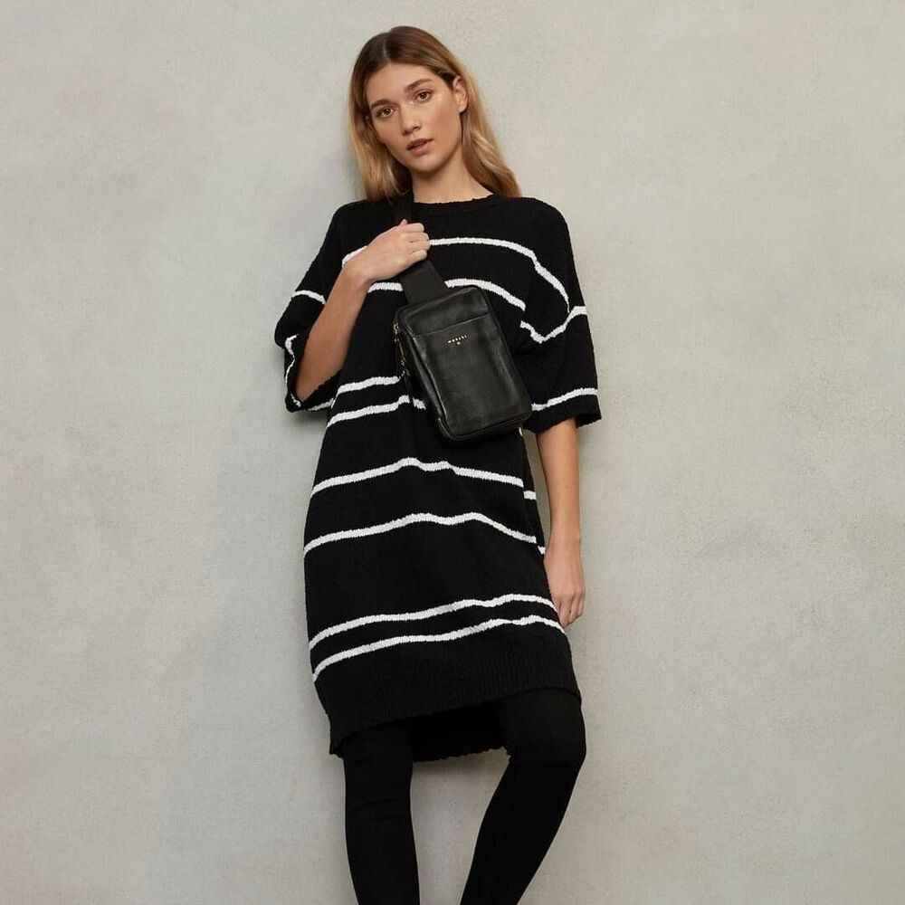 MOOCHI 'connect' knit dress | Black/white | Sz S