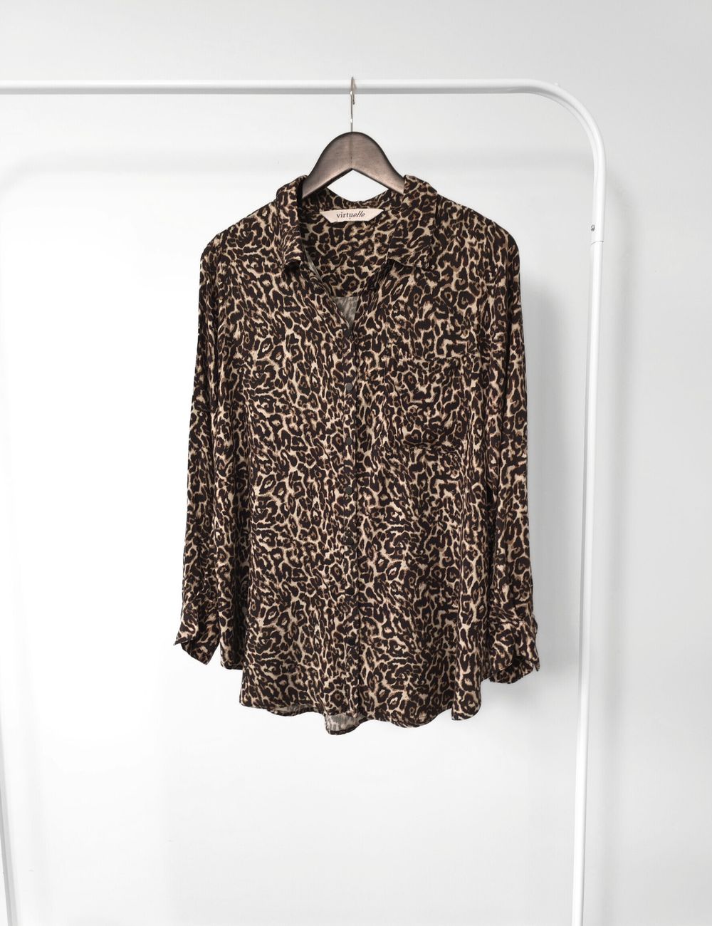 New VIRTUELLE top/shirt | Leopard print | Sz 12