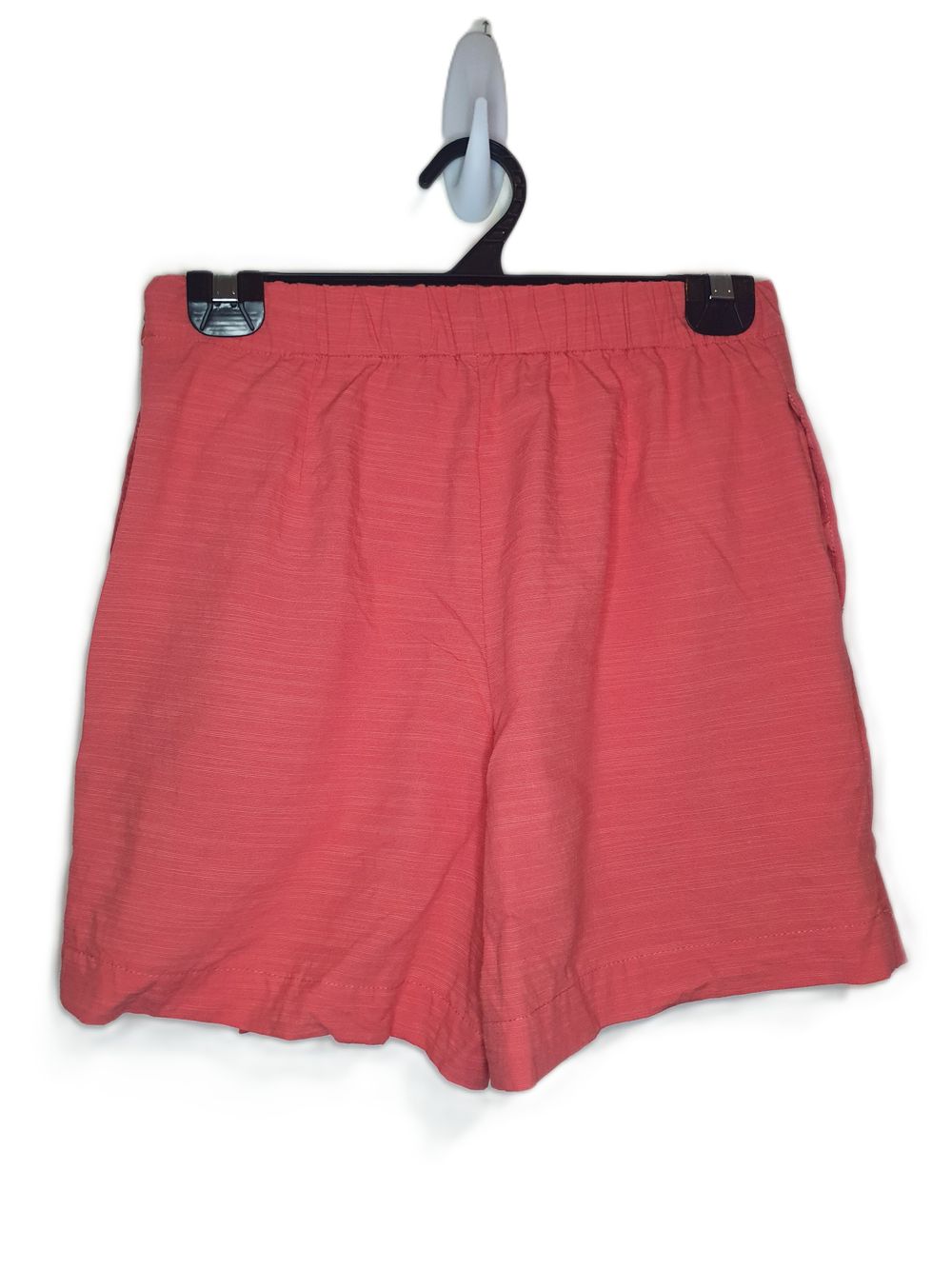 Coral Shorts Size M