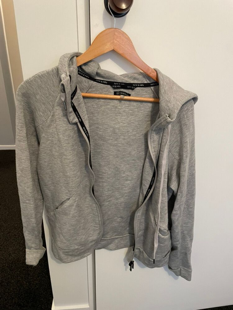 Nyx Min Brand Jacket With Hood