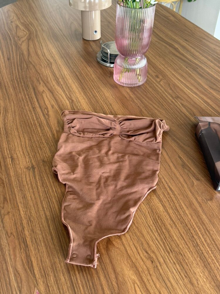 Skims Jasper Strapless Thong Bodysuit