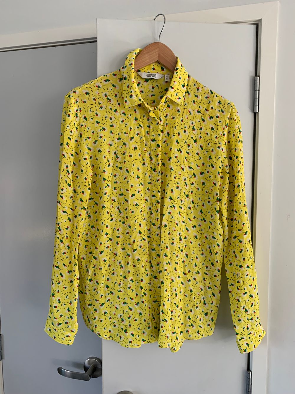 & other stories pure silk blouse button up shirt regular fit yellow long sleeves red print size S