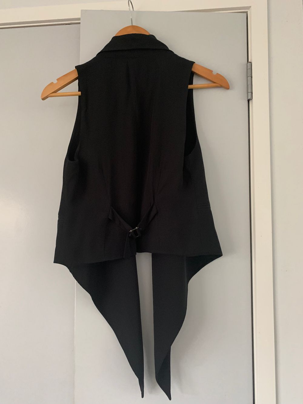 Country road black silk vest waistcoat open front image 3