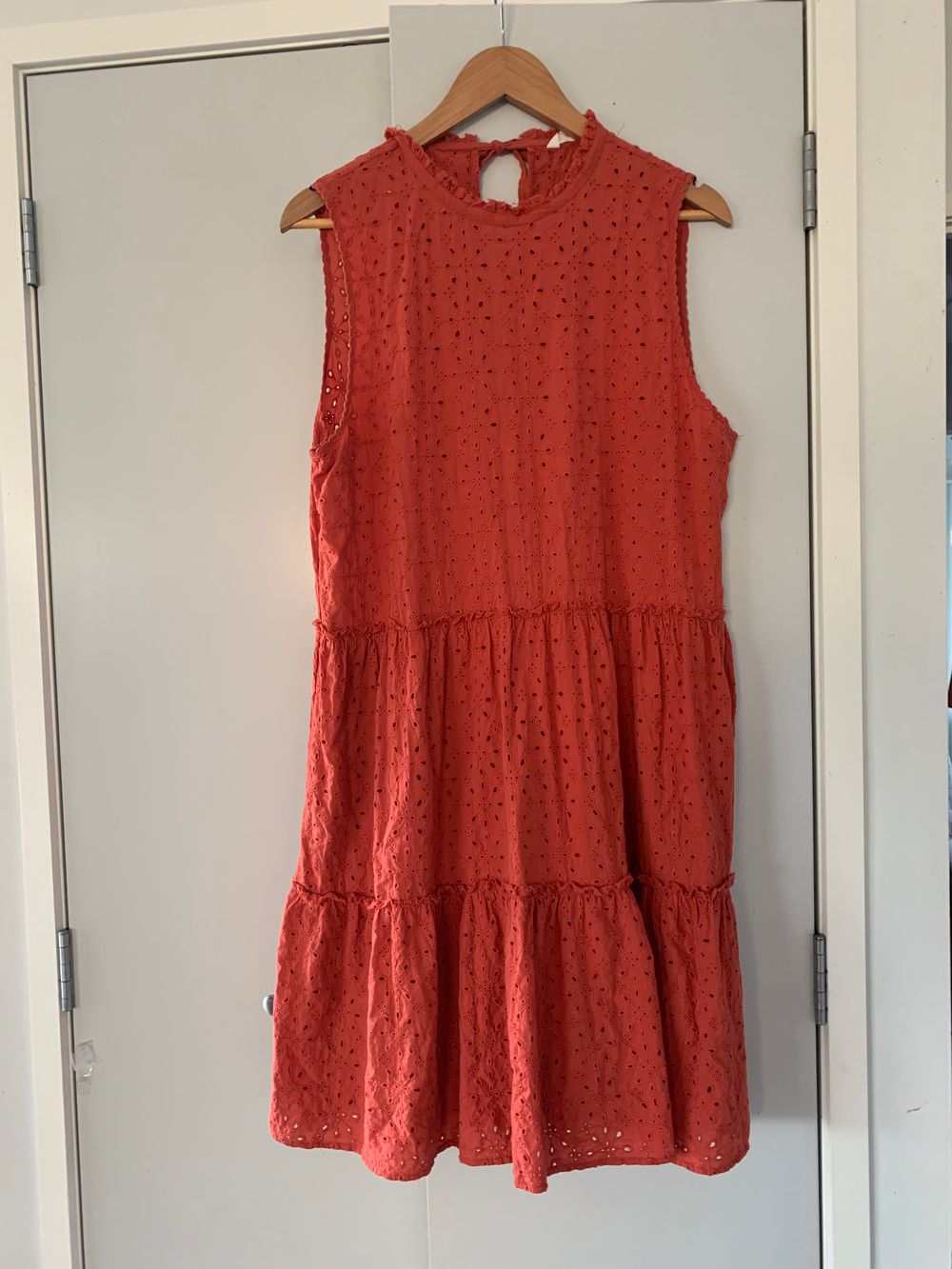 MAX embroidery organic cotton tiered dress soft orange broderie anglaise size 15 floral